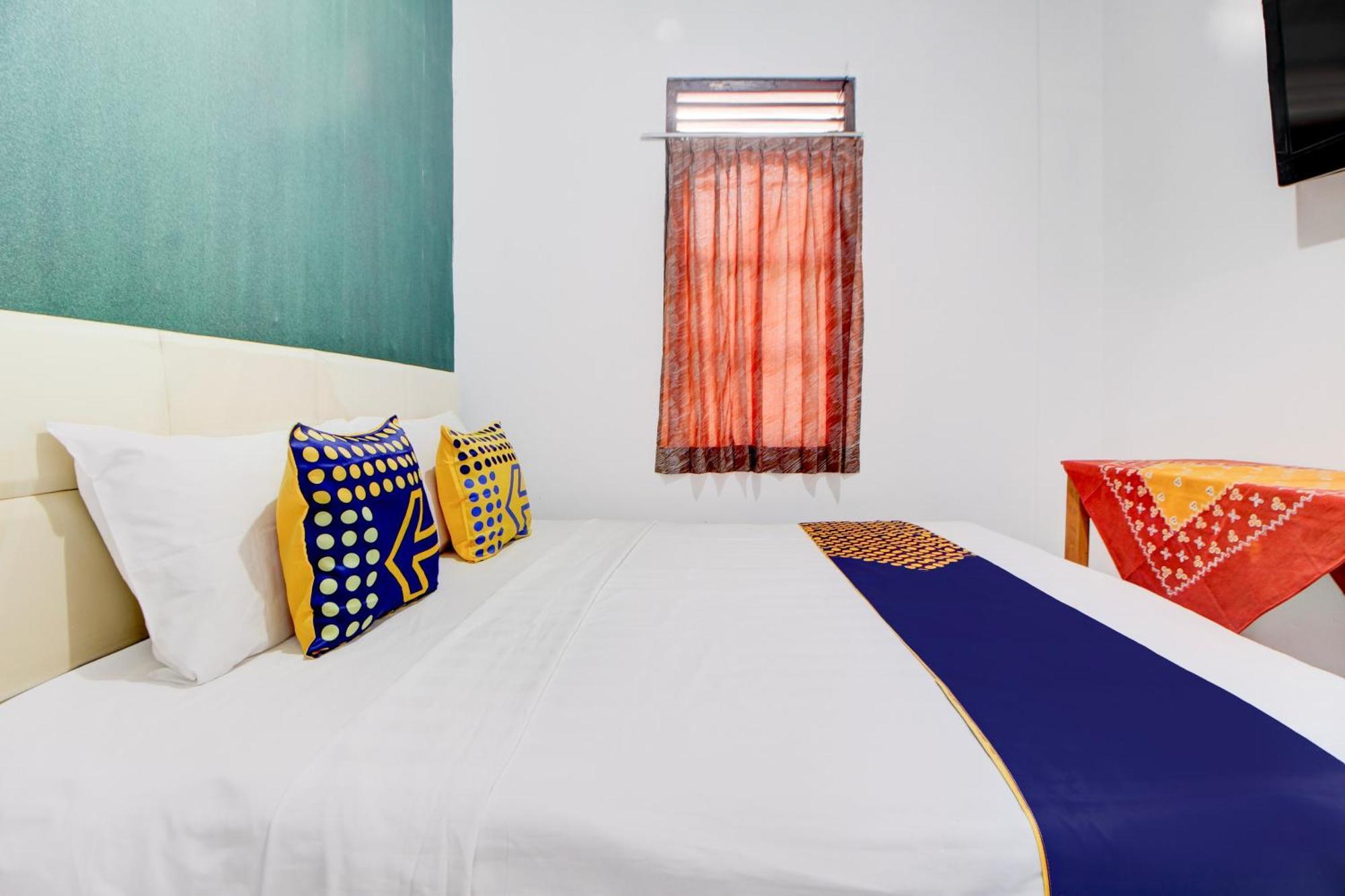 Spot On 94319 Daffsell Syariah Hotel 2*