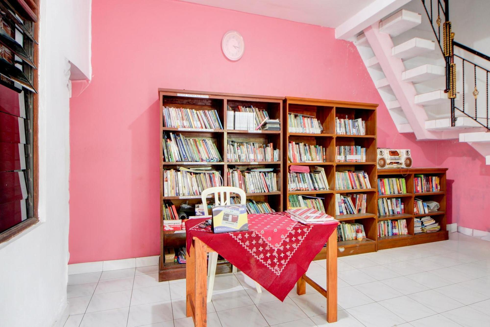 Spot On 94319 Daffsell Syariah Hotel Yogyakarta